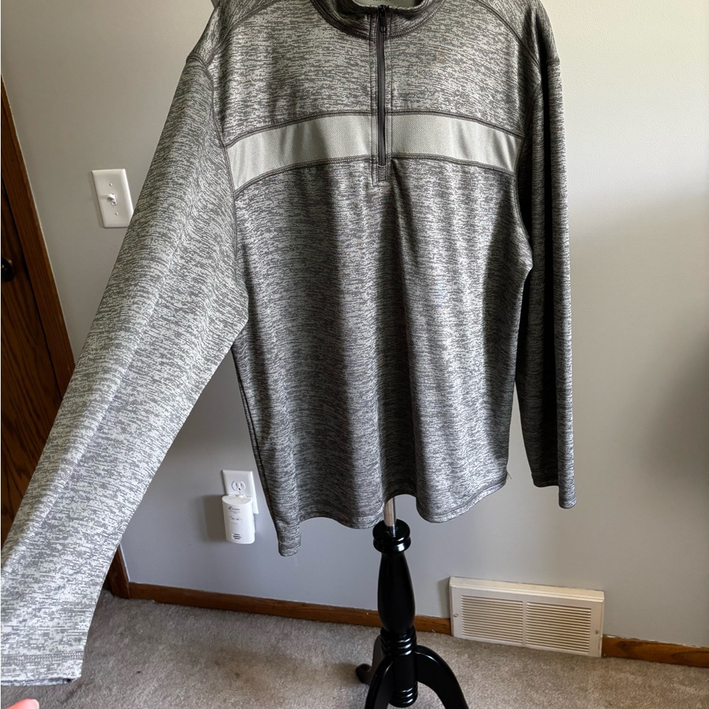 Quarter zip - Picture 4 of 4